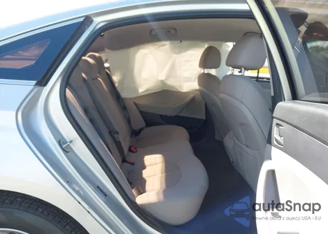 2018 Hyundai Sonata Se из США, поврежденный, VIN 5NPE24AF3JH685643